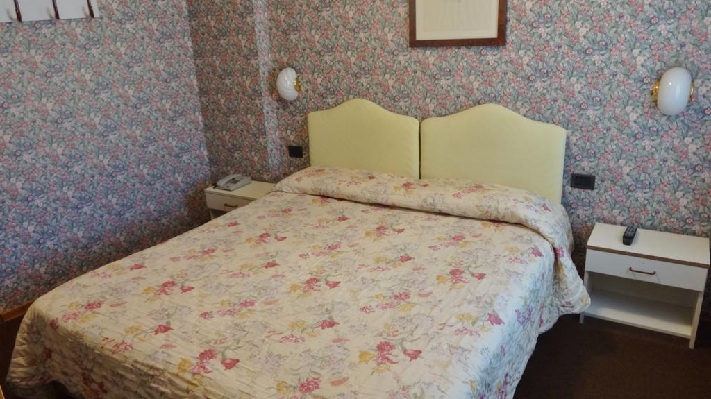 Hotel Cervo Бормио Экстерьер фото